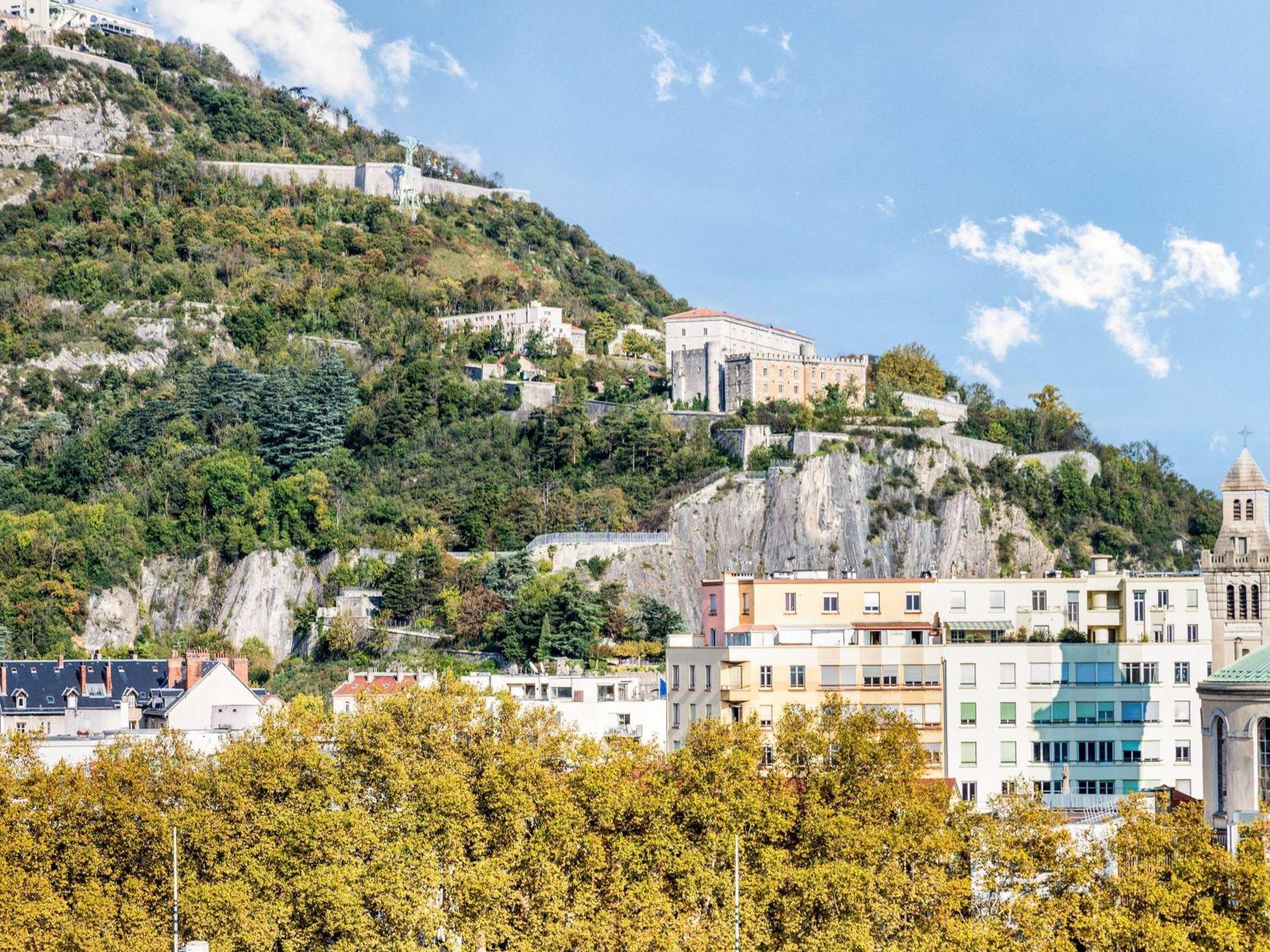 Novotel Grenoble Centre Bagian luar foto