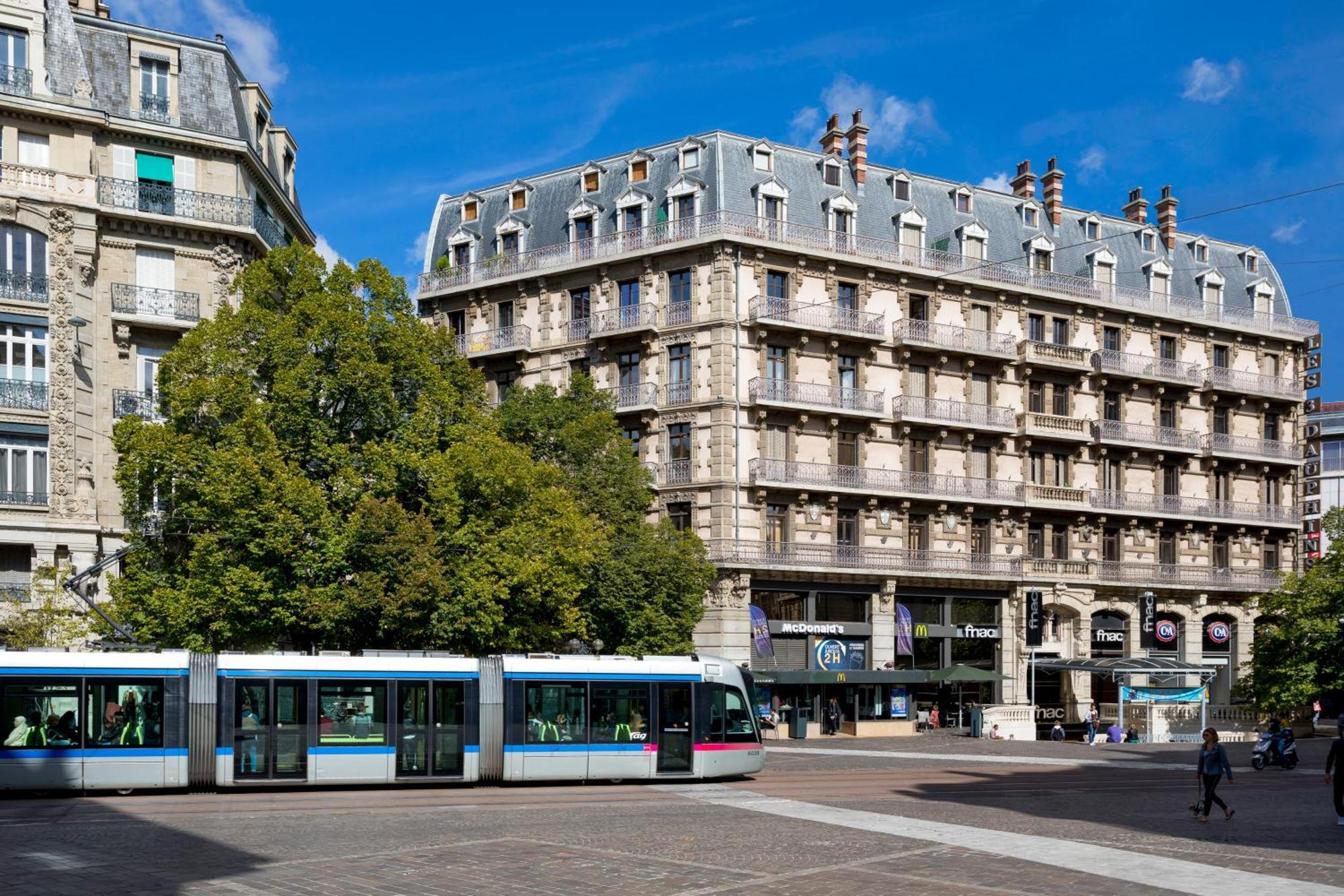 Novotel Grenoble Centre Bagian luar foto
